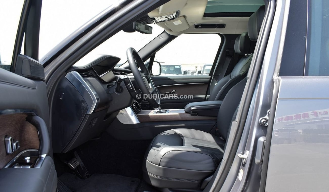 Land Rover Range Rover P530 4.4P V8  SWB AWD Aut .(For Local Sales plus 10% for Customs & VAT)