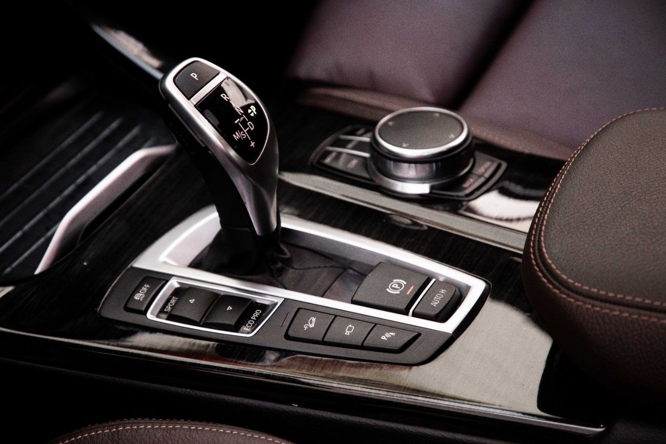 BMW X4 xDrive 28i Xdrive28i | 1,880 P.M  | 0% Downpayment | Excellent Condition!