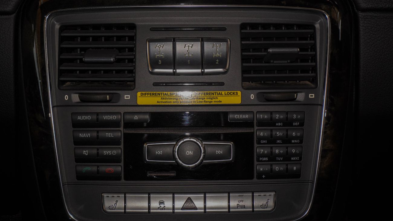 Mercedes-Benz G 350 d V6 RHD