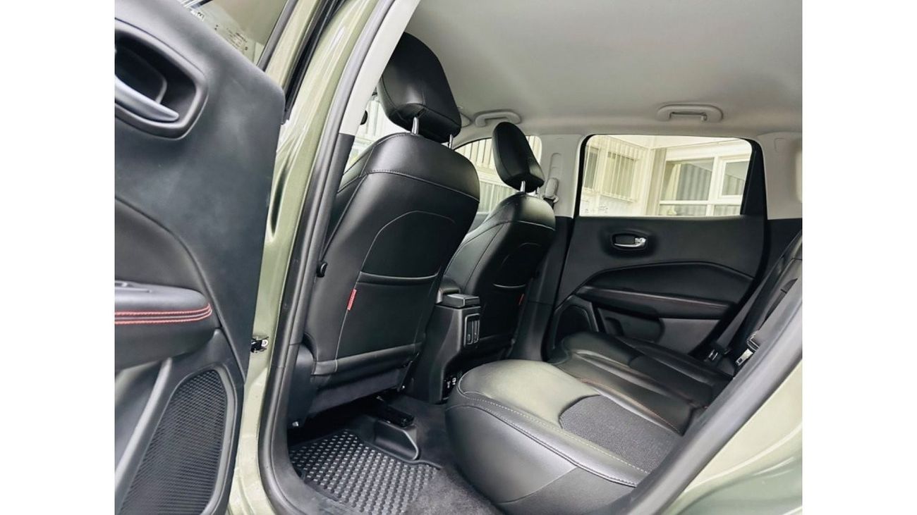 Jeep Compass Trailhawk GCC .. FSH .. Service Contract .. Perfect Condition .. 4 CYL