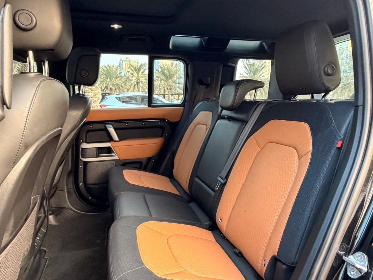 لاند روفر ديفندر 110 D300 X-Dynamic HSE Sport Right Hand Drive exported from Australia