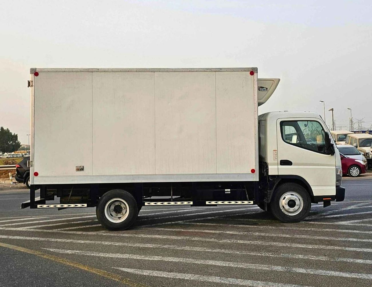 ميتسوبيشي فوسو كانتير FREEZER BOX/4.2L DIESEL M/T/SINGLE CABIN/CODE#CANF