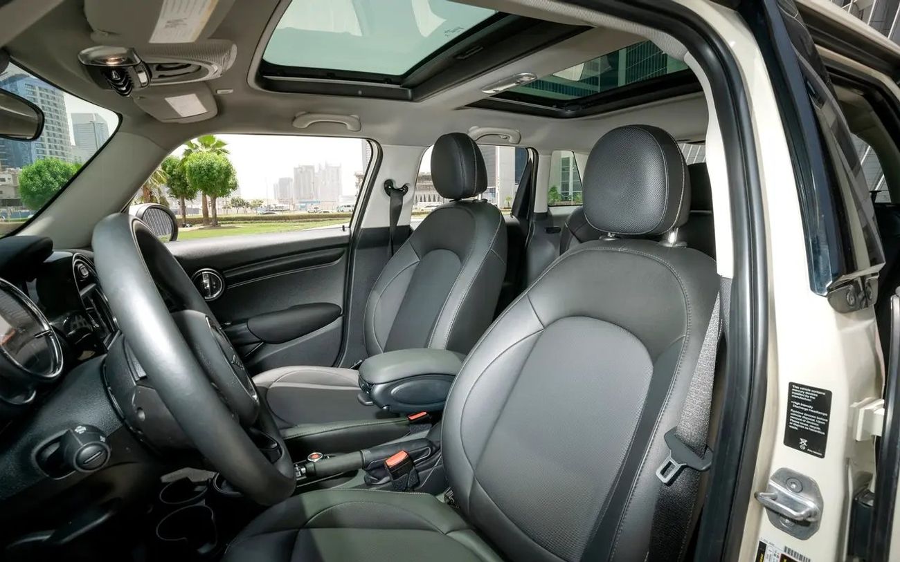 ميني كوبر John Cooper Works 1.6L Hatch