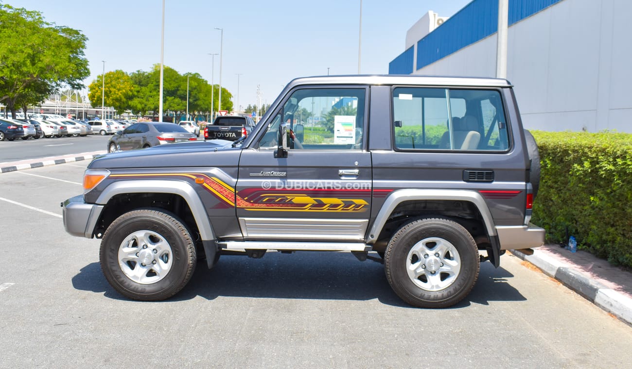 Toyota Land Cruiser 70 4.0 L V6