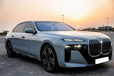 BMW 740i | M Sport Package | GCC Specs | Dealer Warranty & Service Contract till Dec 2027