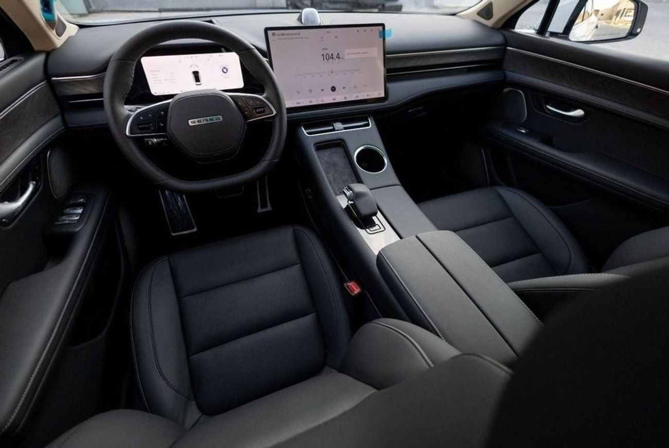 Seres 5 Seres 5 Max EVR Comfortline 2025 (BRAND NEW) GCC under Agency Warranty and Service Contract with Fle