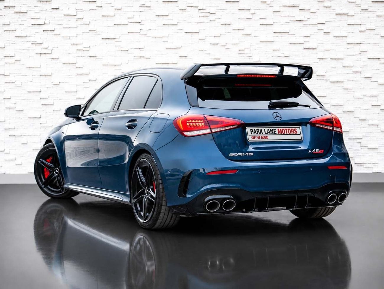 Mercedes Benz A45 AMG- S