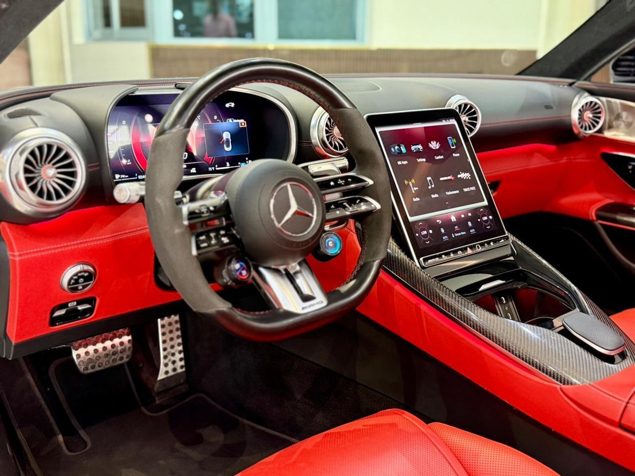 مرسيدس بنز SL 63 AMG Roadster SE Performance