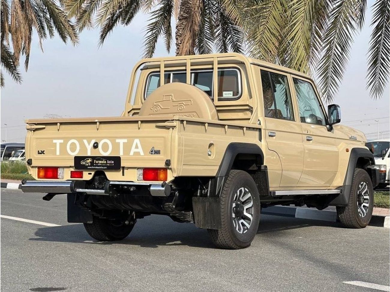 Toyota Land Cruiser Pick Up LC79 2.8L DSL A/T D/C // 2025 // FULL OPTION WITH RADAR , LED LIGHT , DVD & BACK CAMERA // SPECIAL O