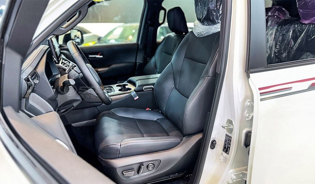 تويوتا لاند كروزر 2026 Model Toyota Land Cruiser (LC300) GXR, 4.0L Petrol 4WD 6A/T