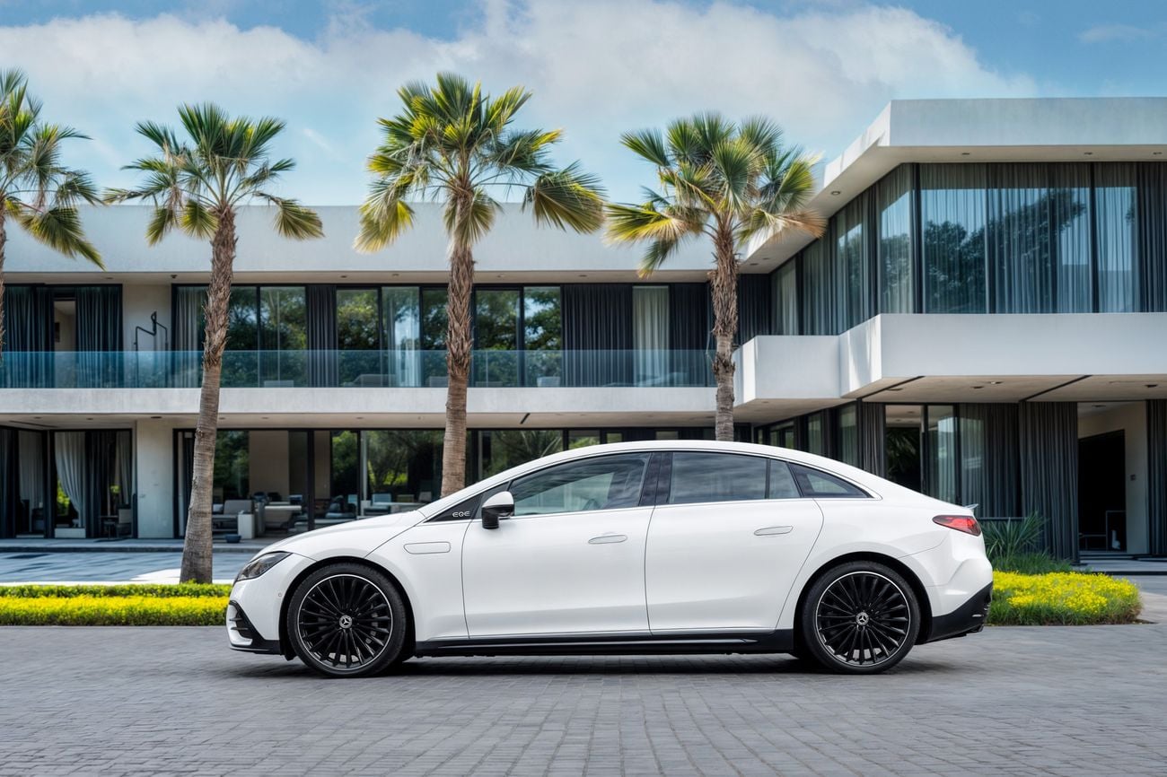 Mercedes Benz EQE 350+ 350+ AMG EQE 350+ AMG | 2,938 P.M | 0% Downpayment | IMMACULATE!