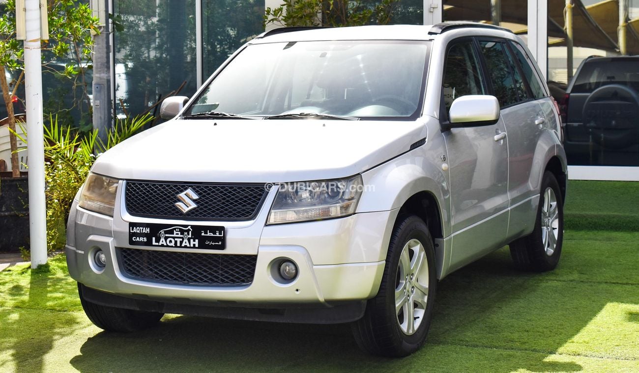 Suzuki Grand Vitara Gulf model 2008 Forwell silver color in excellent condition