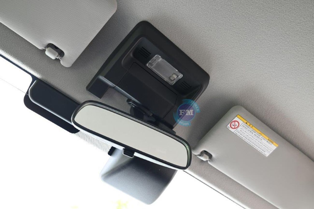 Toyota Land Cruiser 70 71 Short Wheel Base SDLX 2.8L Diesel 4WD Automatic