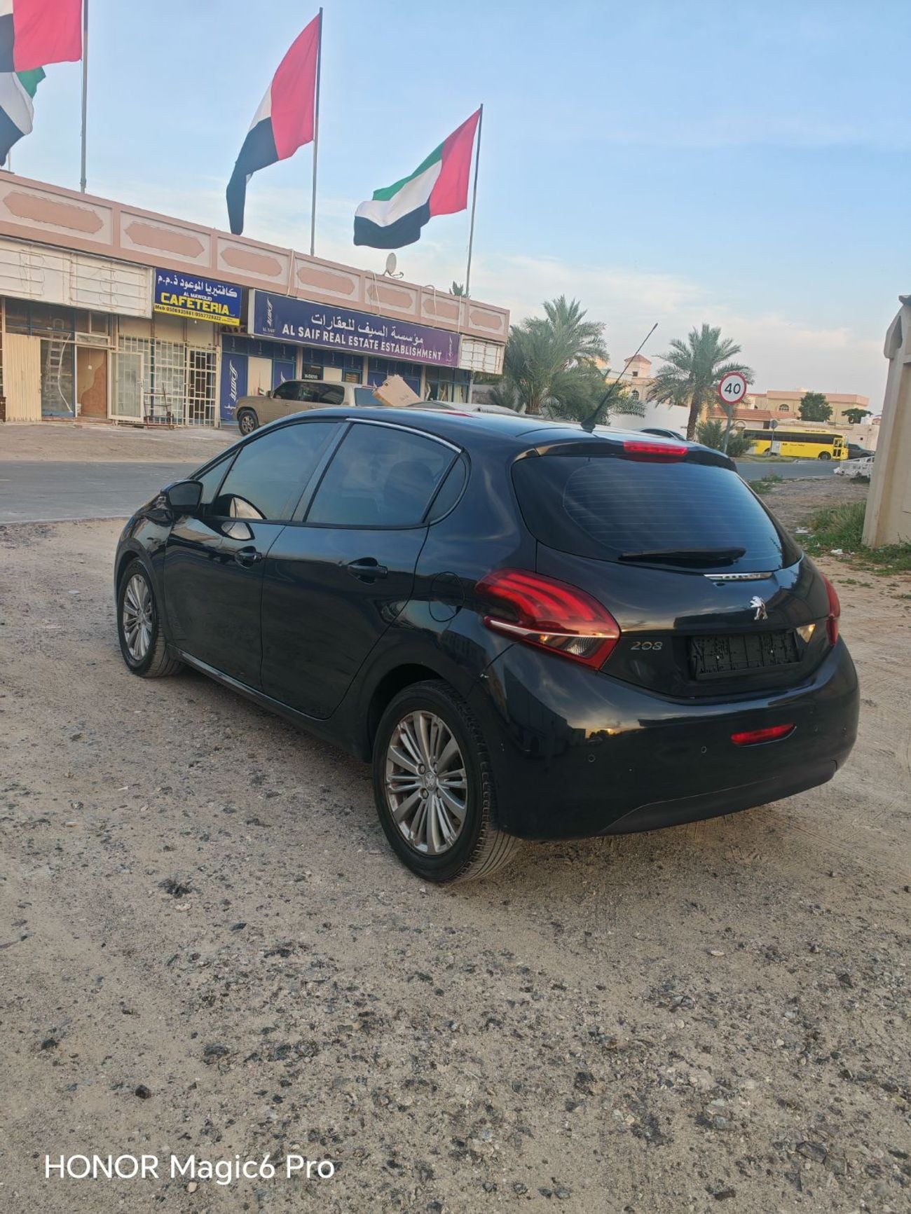 Peugeot 208 Peugeot 208 Gulf 2016