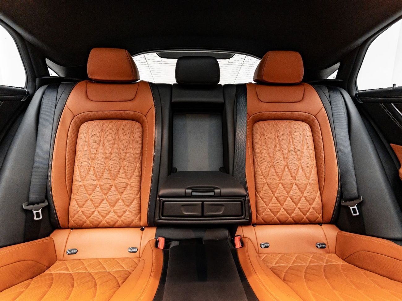 مرسيدس بنز ايه ام جي جي تي 53 2022 Mercedes GT 53 AMG, 3.0 TC I6, AWD, 429bhp, 9 Speed Automatic