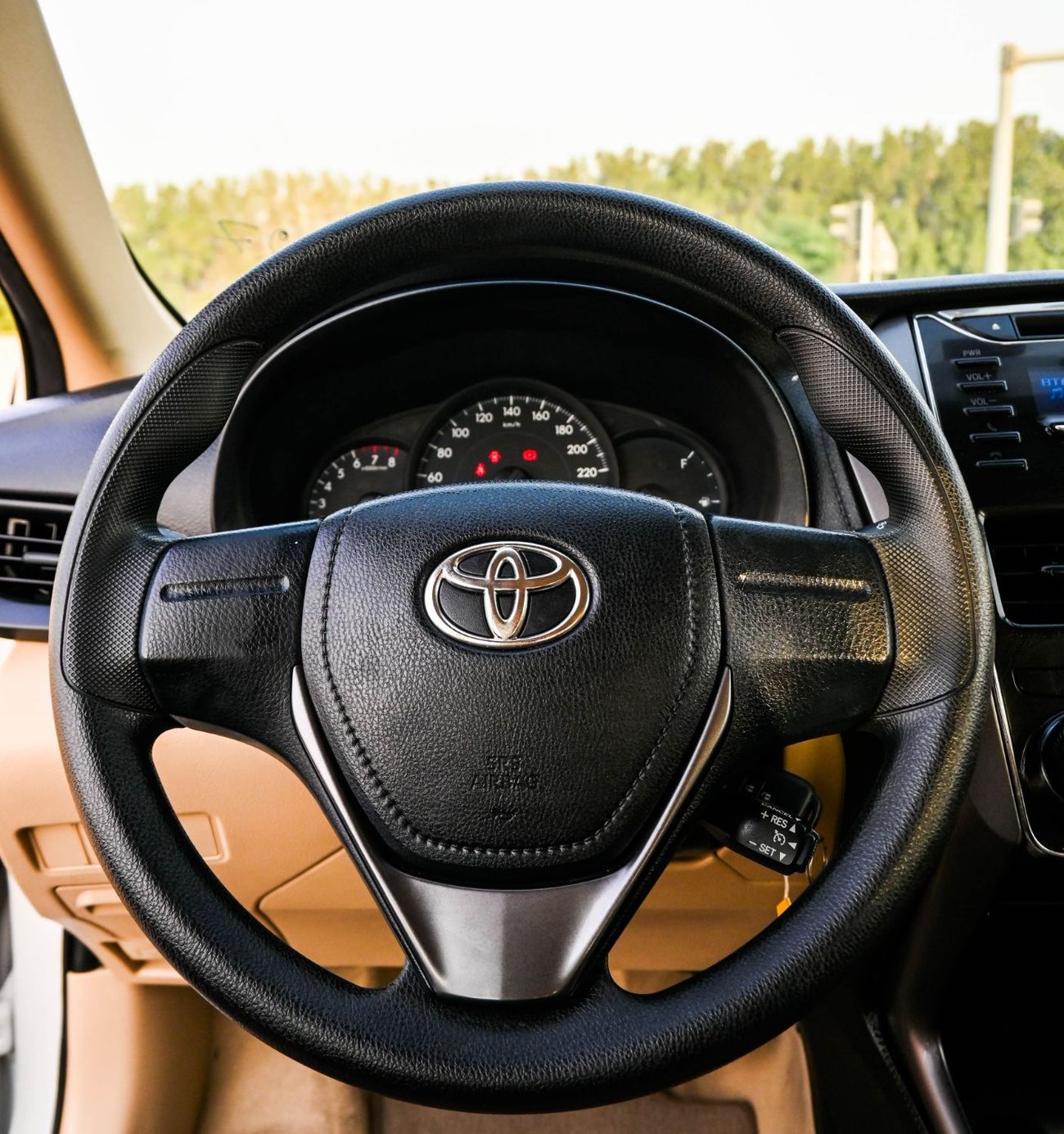 Toyota Yaris 1.5L E TOYOTA YARIS 2022 GCC SE IN EXCELLENT CONDITION