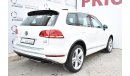 Volkswagen Touareg 3.6L V6 R LINE 2016 GCC WITH DEALER WARRANTY