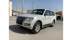 Mitsubishi Pajero Mitsubishi Pajero Model 2016 gcc free accident for sael