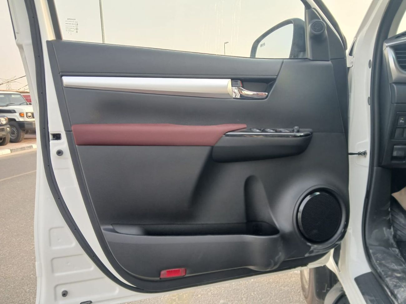 Toyota Hilux SGLX 2.4 SR5 Bahrain Specifications Double Cabin