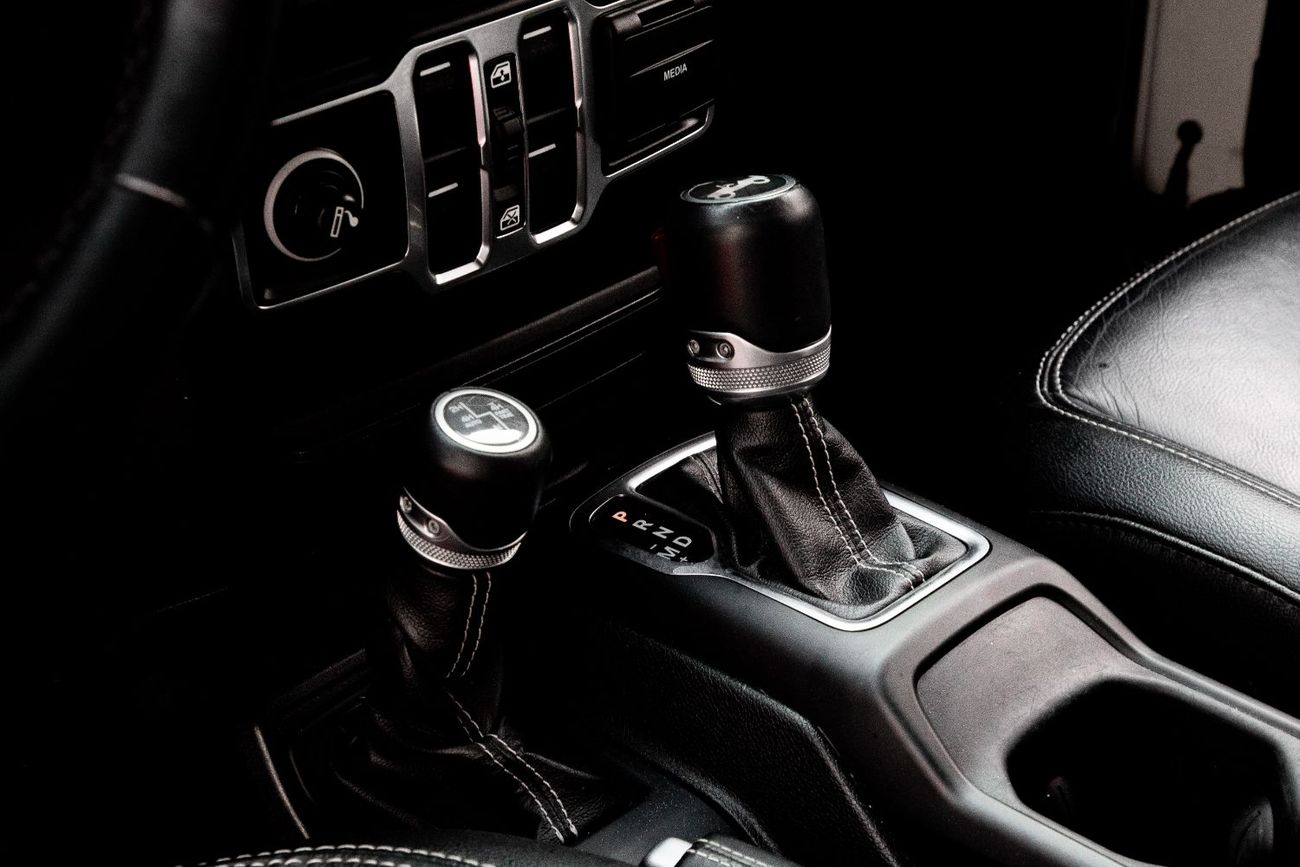 Jeep Wrangler 2,154 P.M  | 0% Downpayment | WRANGLER UNL SAHARA | WELL MAINTAINED