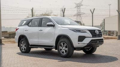 Toyota Fortuner EXR 2026 Toyota Fortuner GX 2.4L AT Diesel (White)
