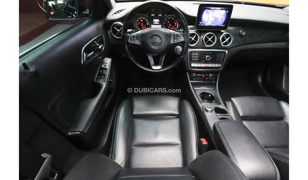 Mercedes-Benz GLA 250 X156