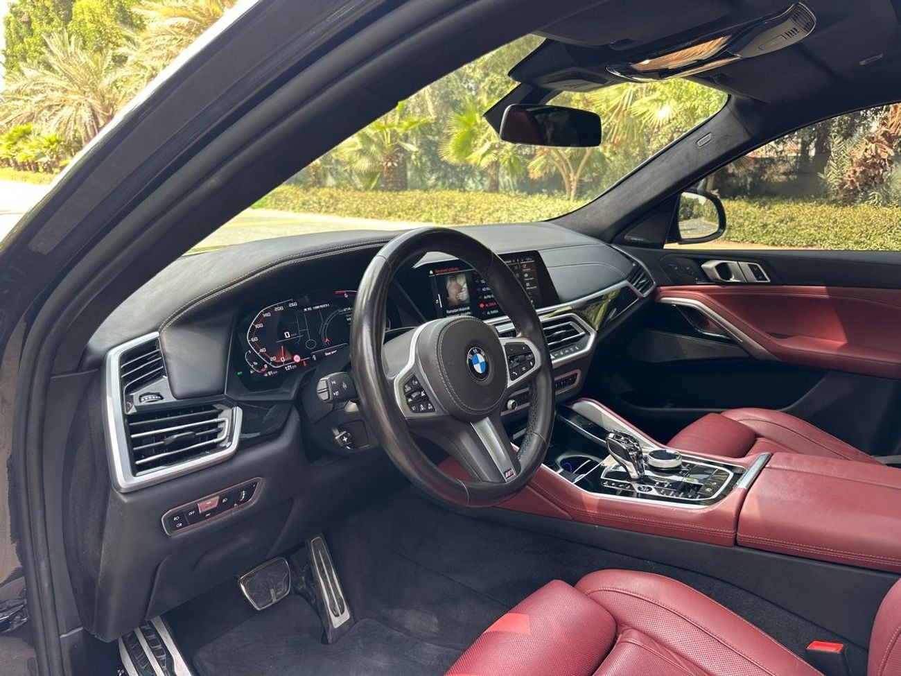 BMW X6 M50i 4.4L | 2022 | xDrive | GCC Specs | Twin Turbo V8 | Full Option | Perfect Condition