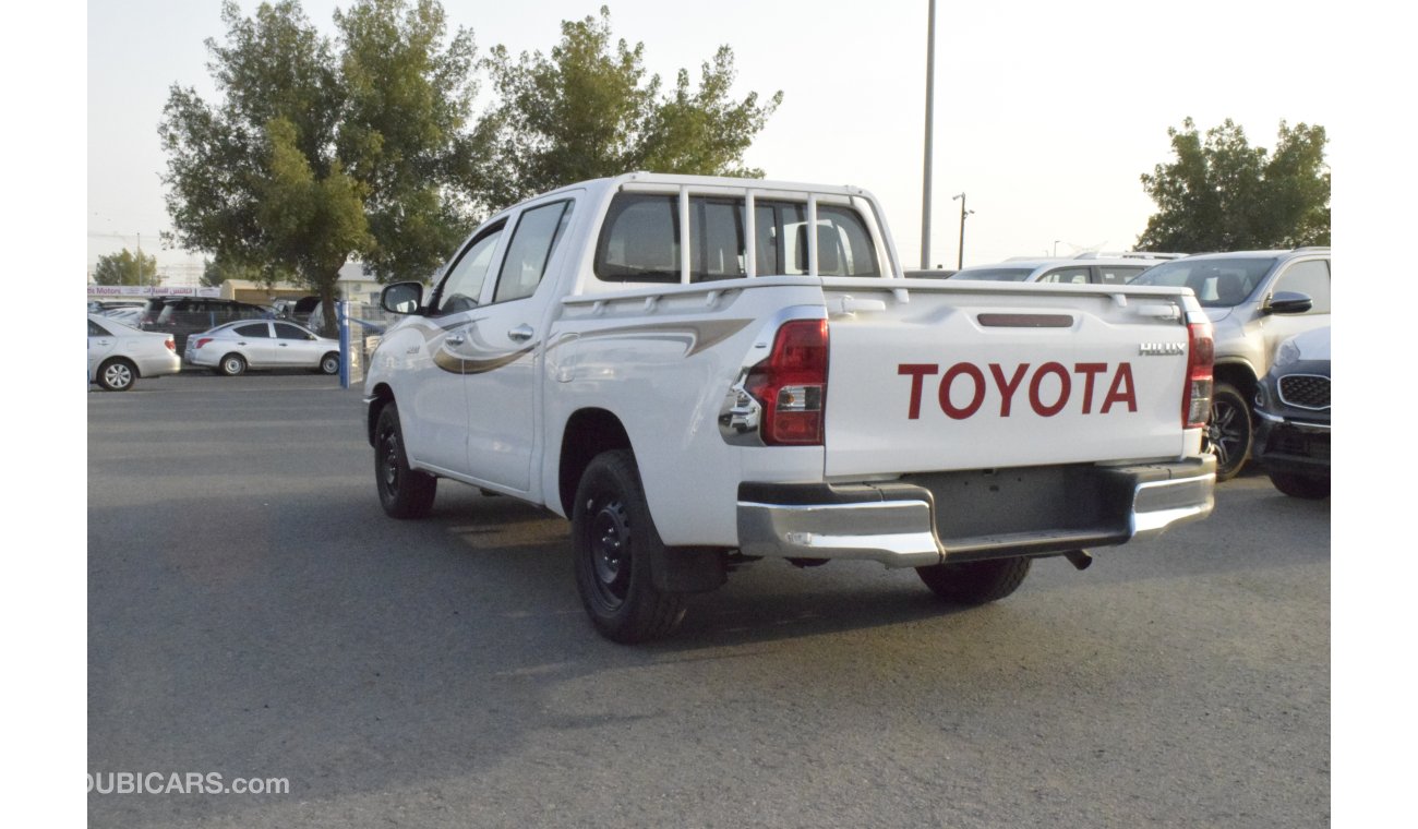 Toyota Hilux PICKUP 2.4L ENGINE 2020 MODEL BASIC OPTION WITH SILVER CHROME MANUAL TRANSMISSION DIESEL EXPORT ONLY