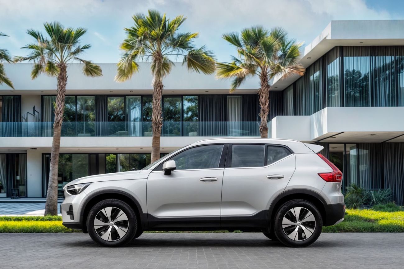 Volvo XC40 XC40 B3 | 2,546 P.M | 0% Downpayment | Immaculate Condition!