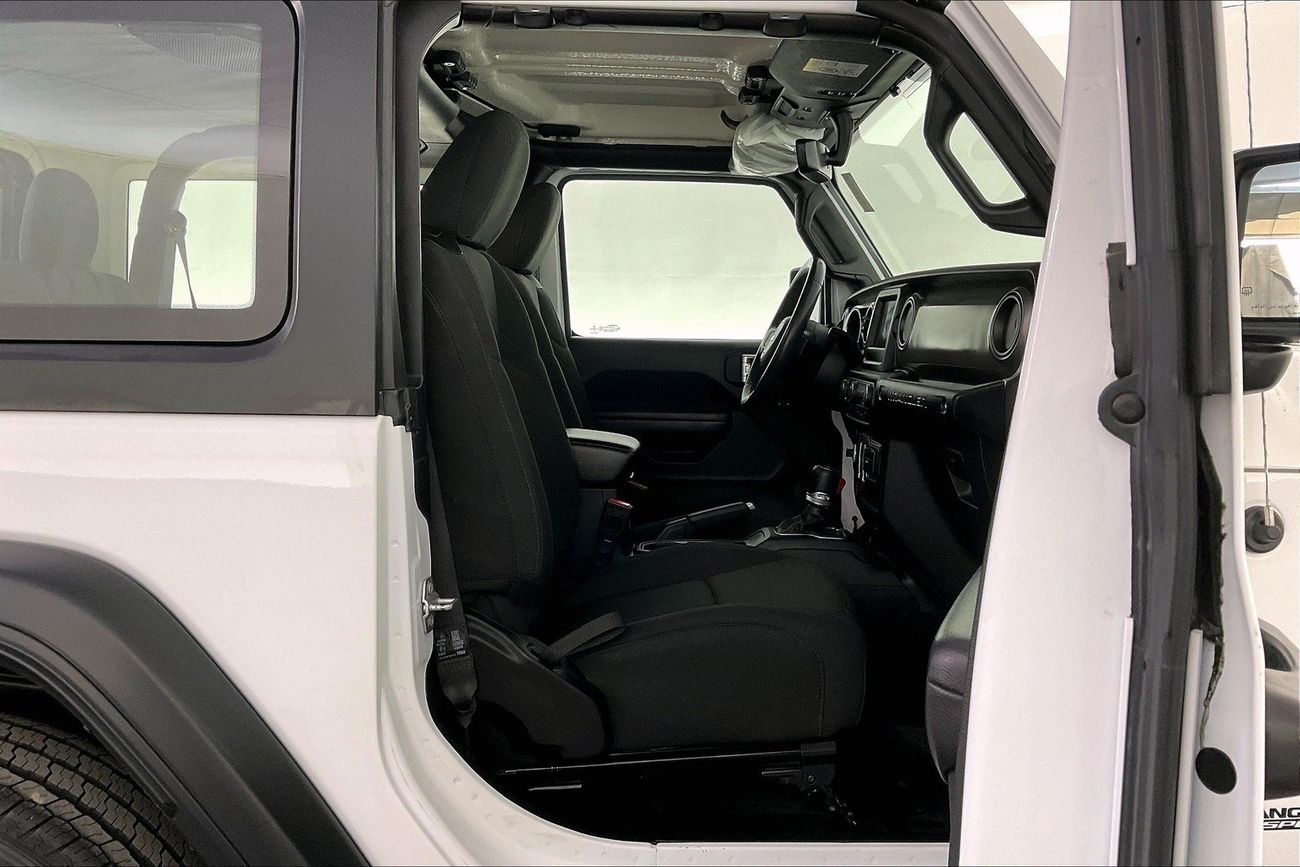 جيب رانجلر Sport | شامل الضمان | 0 ﺪﻔﻋﺓ ﺃﻮﻟﻯ