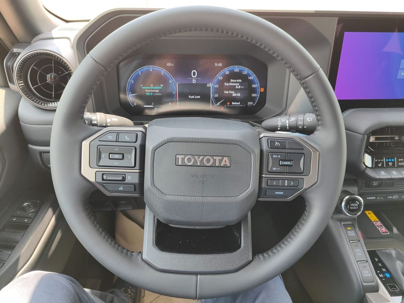 تويوتا برادو 2025 Toyota Prado Adventure (Mid-Option with Sunroof) J250 7-Seater 2.4L Turbo Petrol A/T 4WD Africa