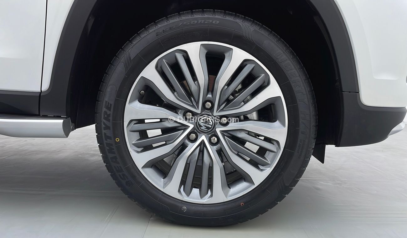 أم جي RX8 LUX 2000