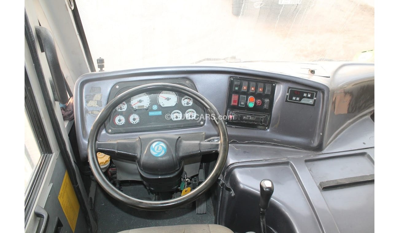 Ashok Leyland Falcon ASHOK LEYLAND 33 SEATER AC BUS