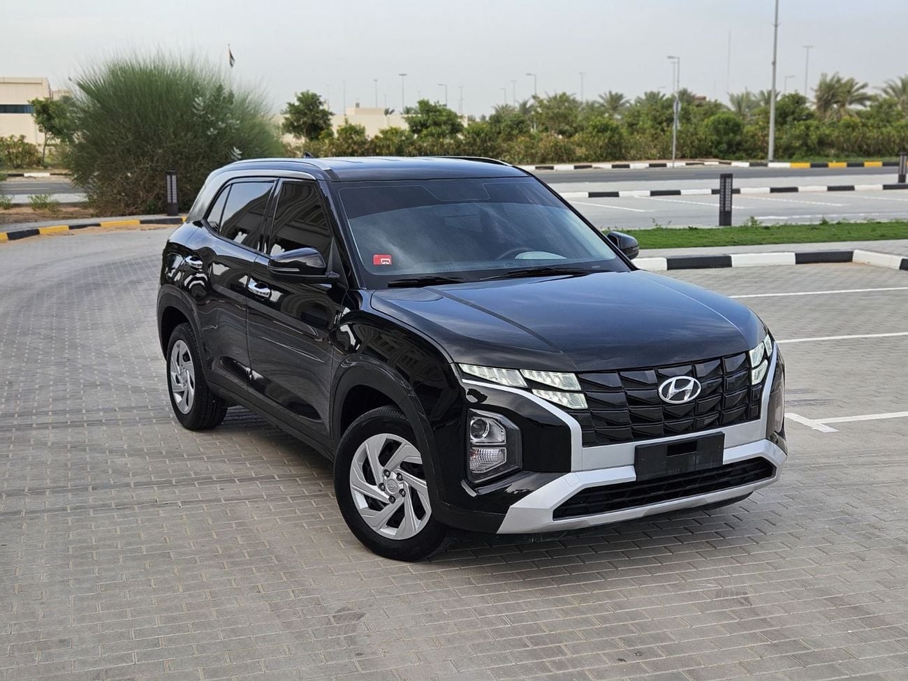 Hyundai Creta Comfort 1.5L LHD V4 Petrol Engine Automatic Gear 2WD 5 Seats 5 Doors