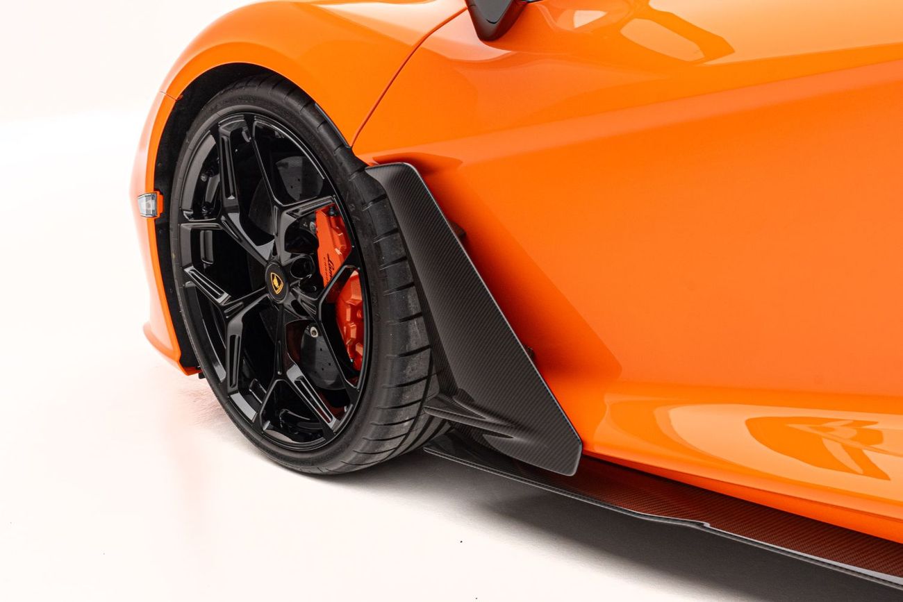 Lamborghini Revuelto Lamborghini Revuelto I Lease To Own I Brand New I Ad Personam I Warranty