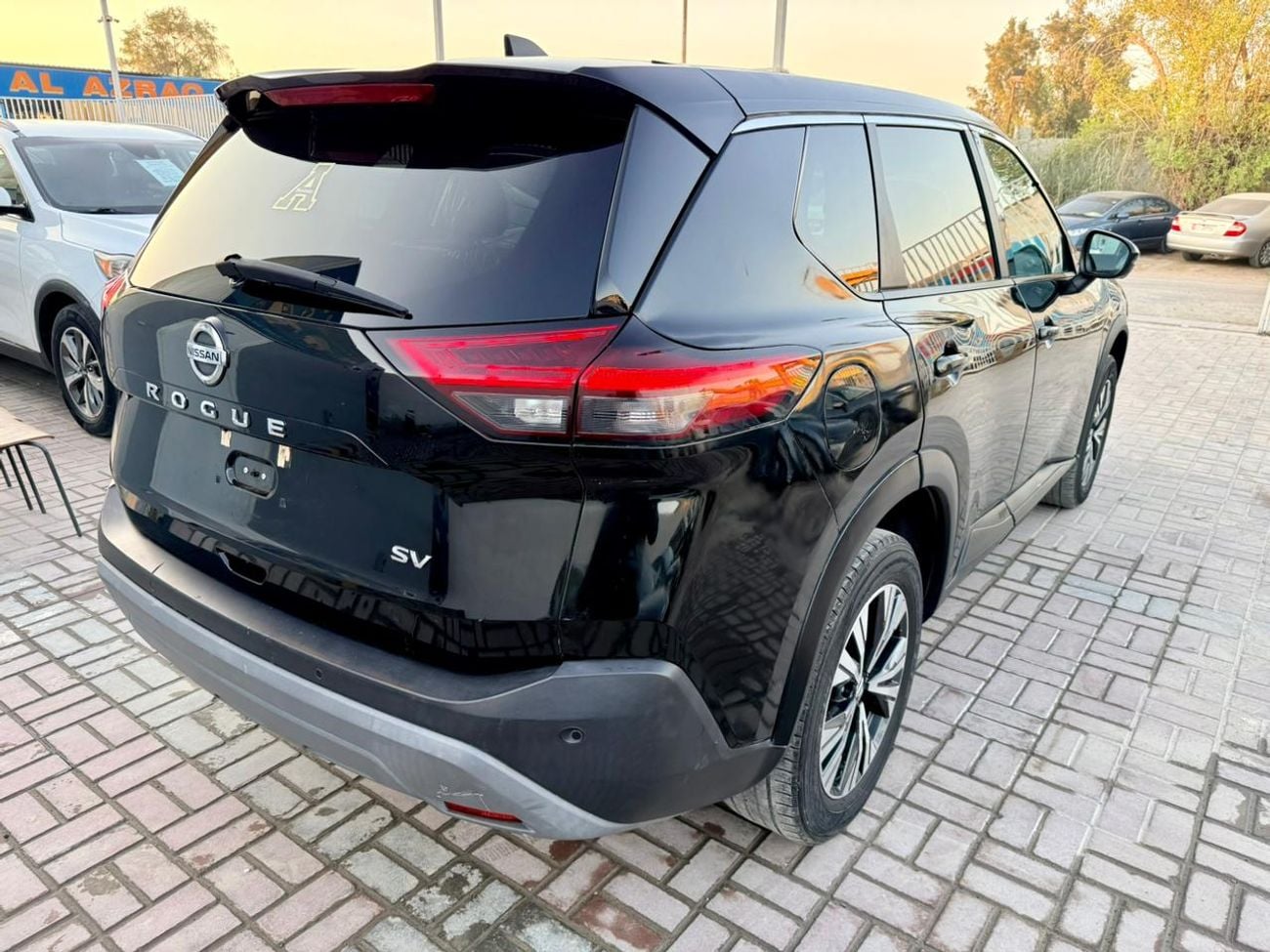 نيسان روج SV (NON GCC) 2021 Nissan Rogue Sv 2.5L - 4 cyl - Automatic - Patrol - SUV/Crossover - Front Wheel Dr