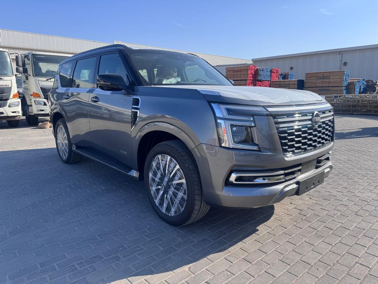 Nissan Patrol LE PLATINUM CITY 3.5L_ 2026_ (GREY/TAN)