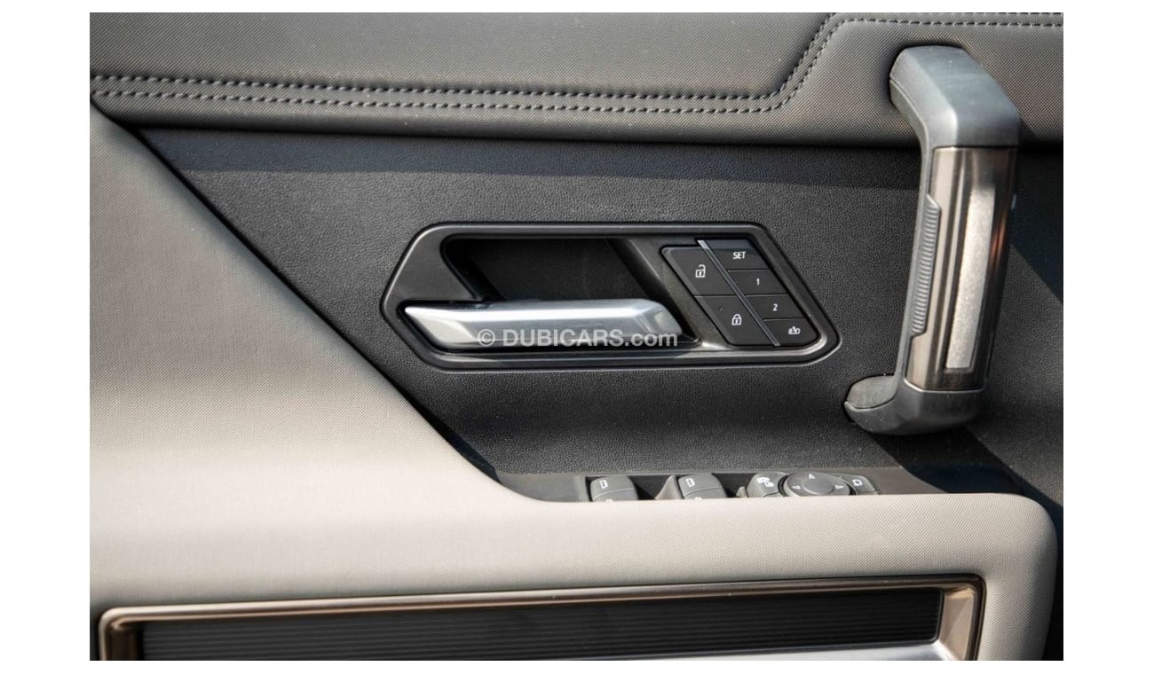 GMC Hummer EV 0 - 100 in 3.4 seconds + Crabwalk Tech | 2024 GMC Hummer EV SUV Edition1 AT - Green inside Black & W