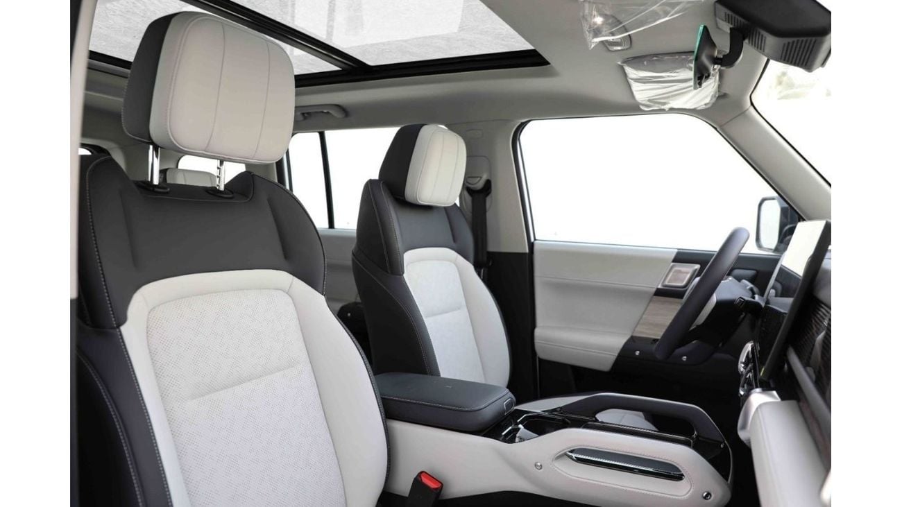 Chery iCar 03 2024 ICAR EQ3 V2 Long Range - White inside White | Export Only