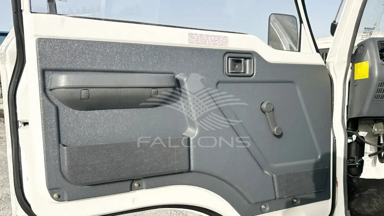 إس إم إل إيسوزو سمراٹ T3500 ترک SML-Isuzu Samrat T3500 Truck 3.5L Diesel MT - LHD