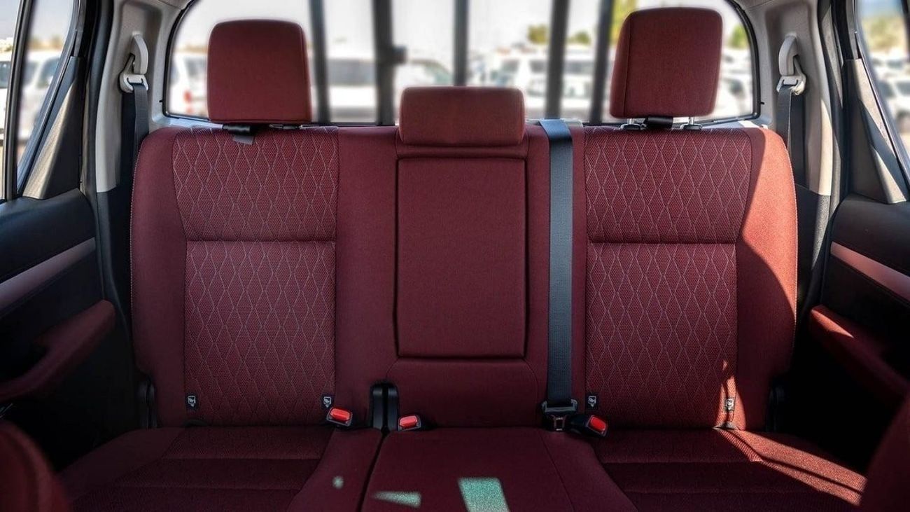 تويوتا هيلوكس SGLX TOYOTA HILUX SR5 2025 PETROL MANUEL 2.7L
