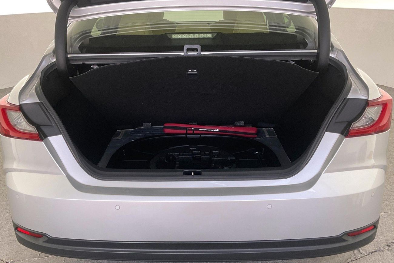 تويوتا كامري XLE | Carnival Sale • UP TO AED 20,000 OFF | شامل الضمان | 0 ﺪﻔﻋﺓ ﺃﻮﻟﻯ