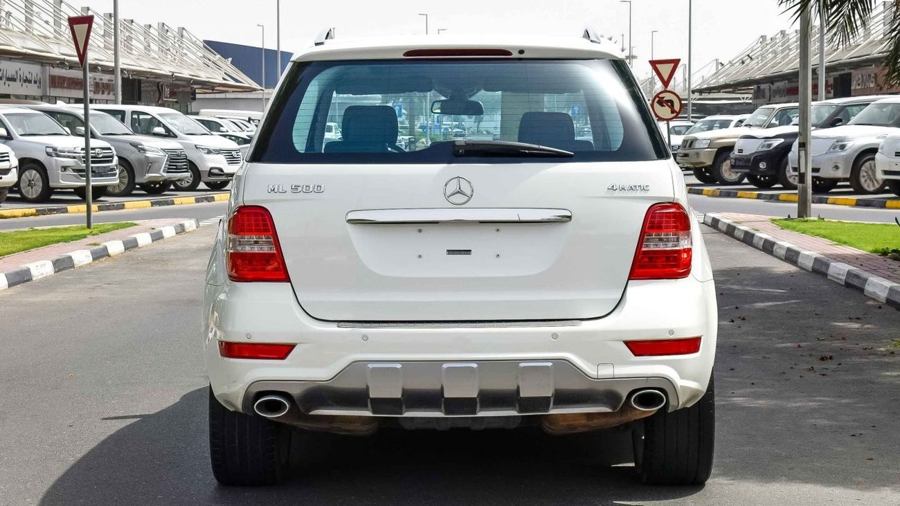 Mercedes-Benz ML 350 Badge of ML- 500 / AMG Body Kit