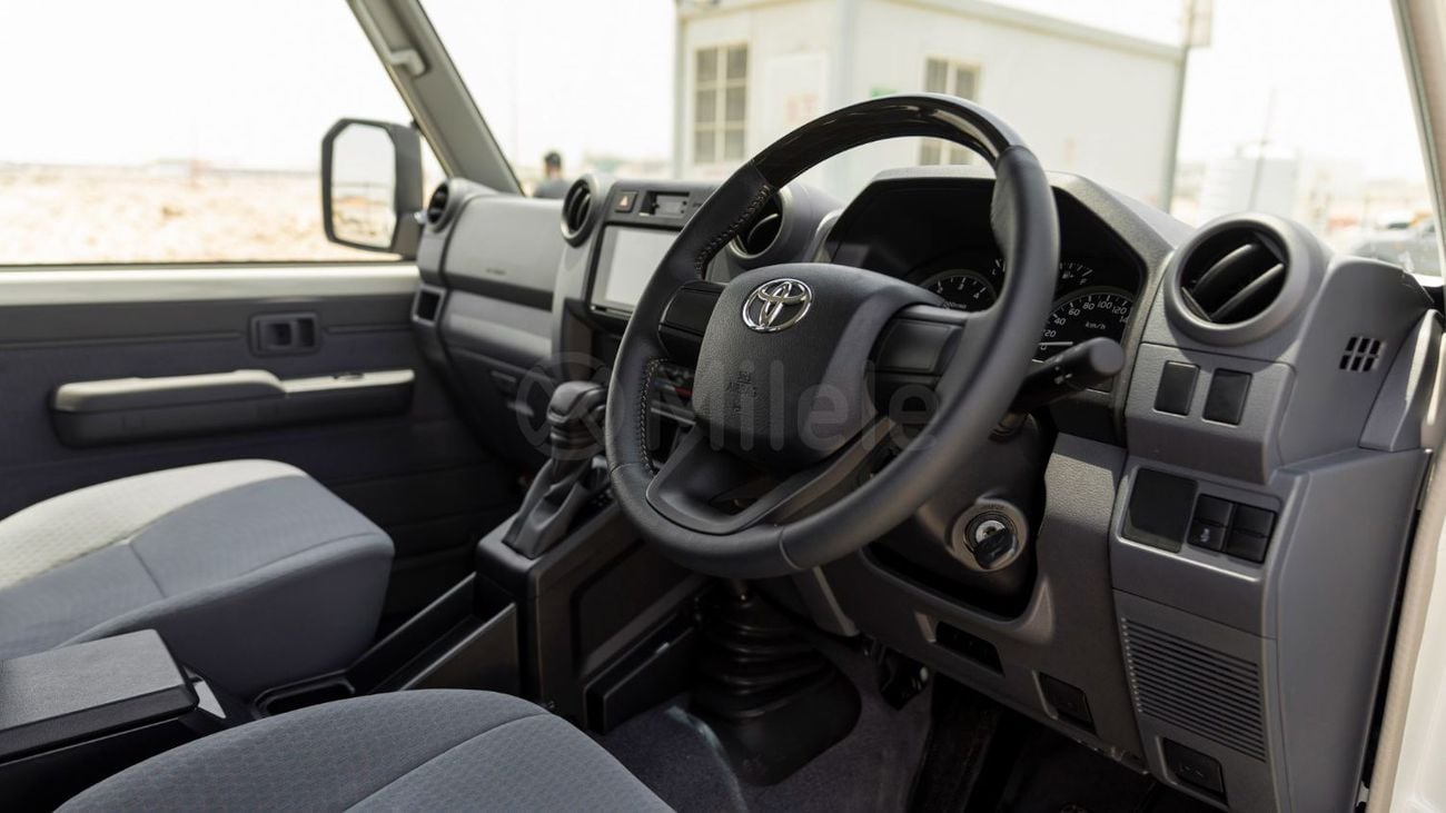 تويوتا لاند كروزر 76 LAND CRUISER 76