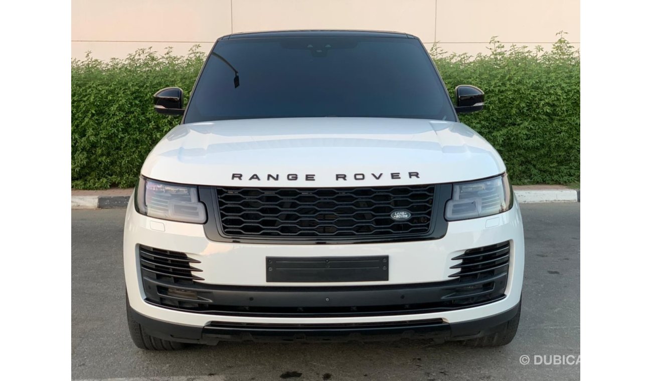Land Rover Range Rover Vogue SE Supercharged **2019** & With Rem. Warranty