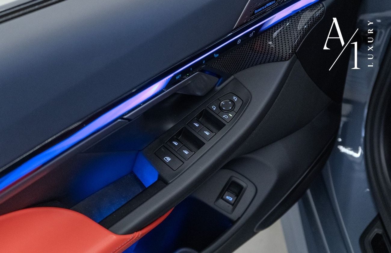 BMW M5 2025 BMW M5 Competition, With Warranty, Fully Loaded, Carbon Fibre Accents, GCC Specs