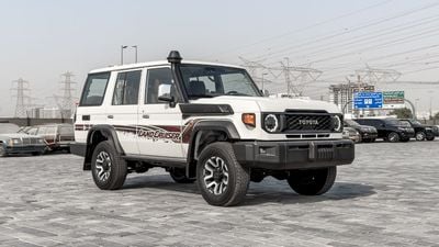 تويوتا لاند كروزر 70 LC76 LX 2.8L AT Diesel 2026 (White-Brown) Omani