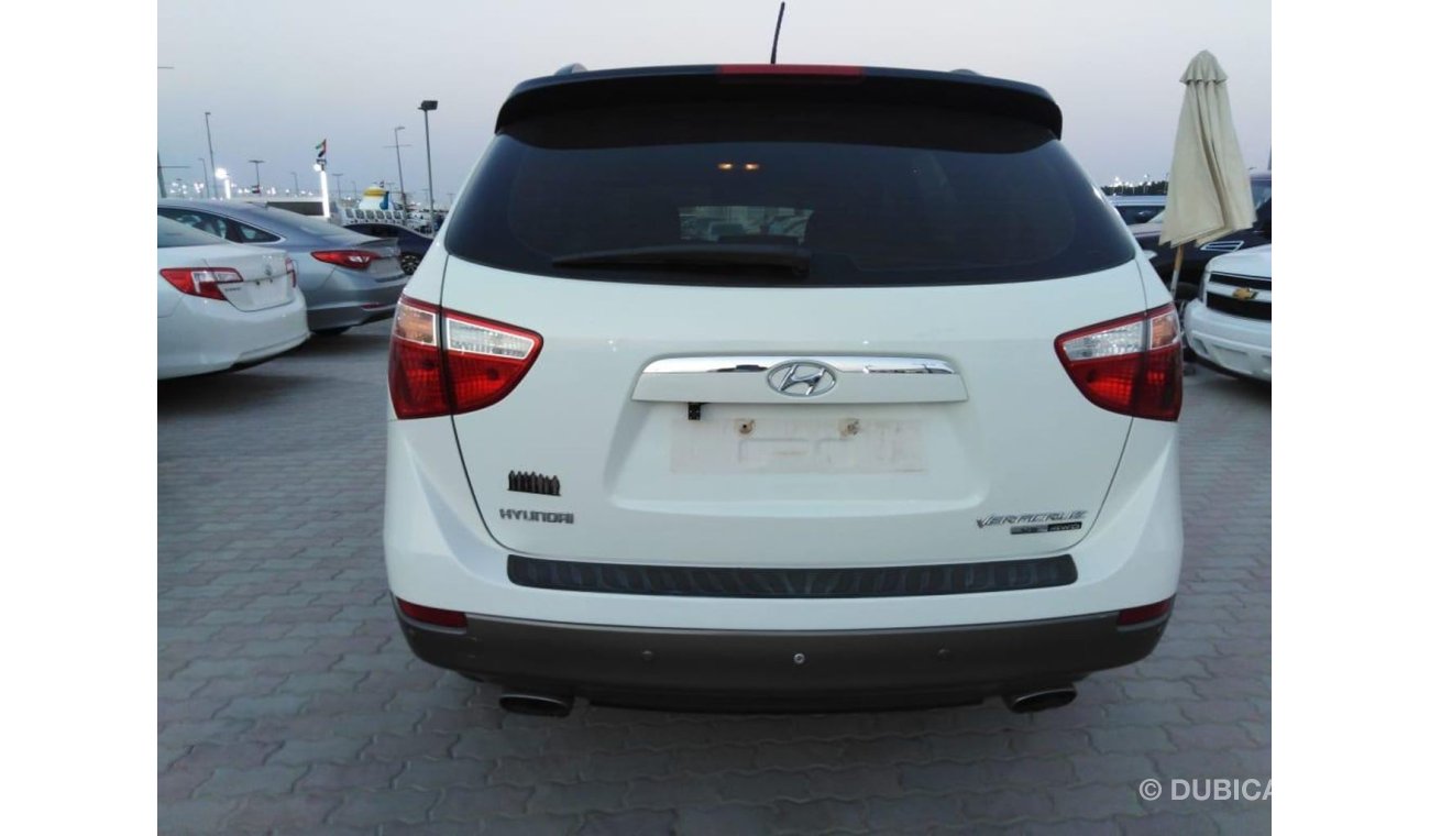 Hyundai Veracruz 2011 full automatic g cc accident free