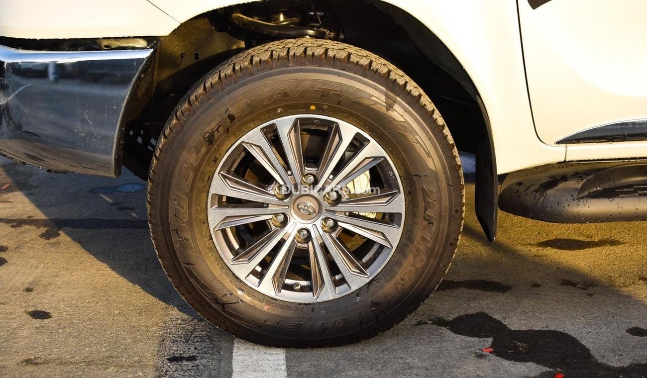 تويوتا هيلوكس