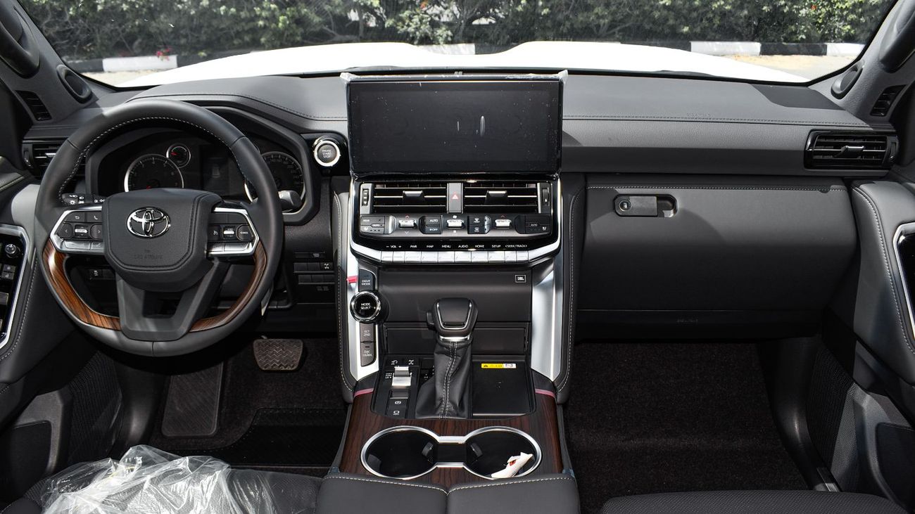 تويوتا لاند كروزر ECT0071 - Toyota Land Cruiser 300 GXR - 3.5L Petrol - White/Black